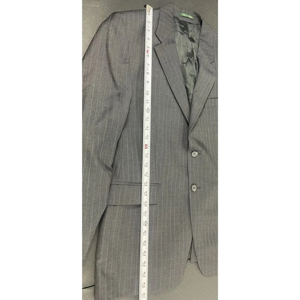 Lauren Ralph Lauren Men’s Charcoal Gray Pinstripe Wool Blazer 42R